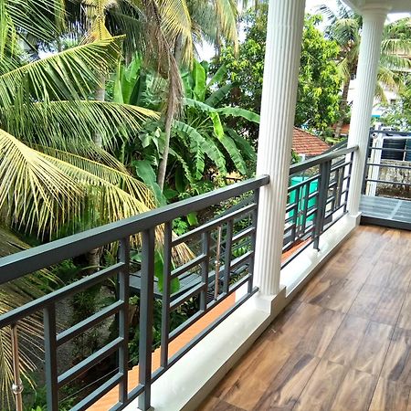 Apartamento Coconut Grove Kochi Exterior foto