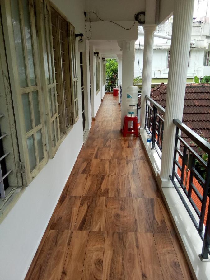 Apartamento Coconut Grove Kochi Exterior foto